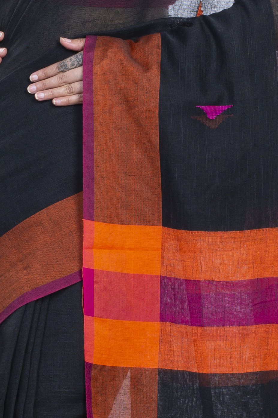 Black Pure Cotton Clasic_Than Hand Loom Saree (802)
